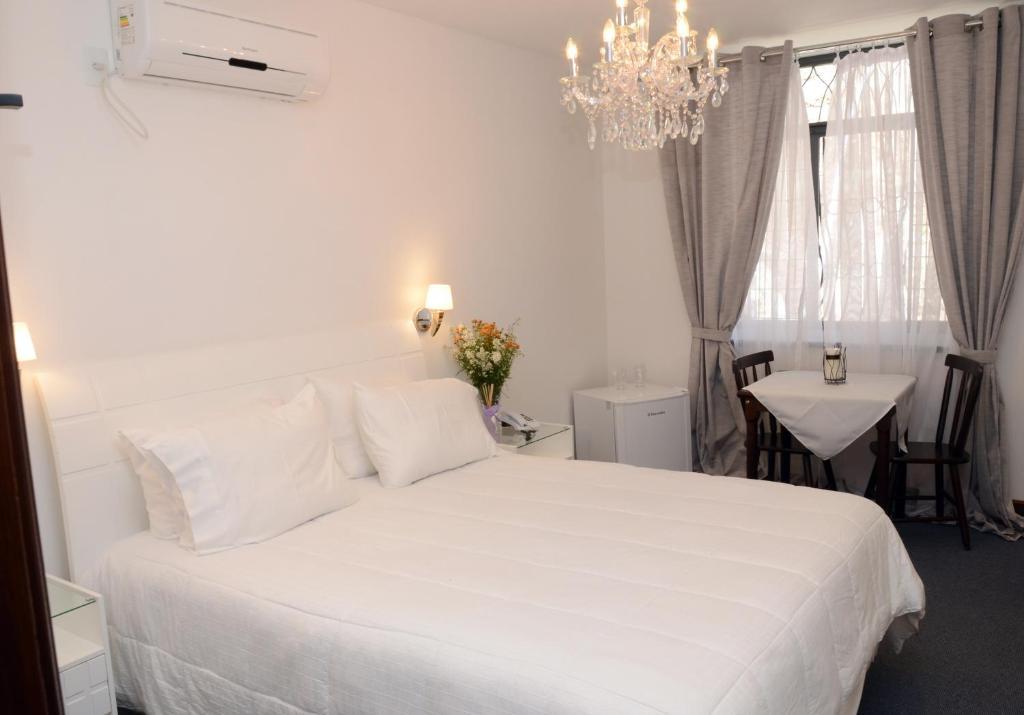 Guitta Pousada Petrópolis Chambre photo