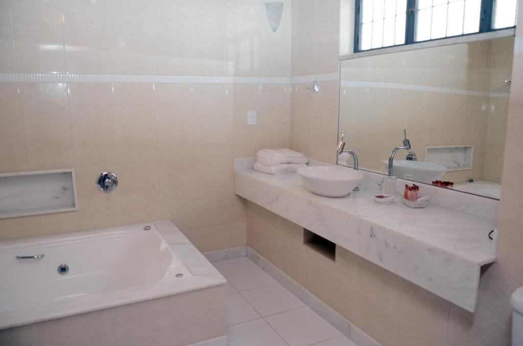 Guitta Pousada Petrópolis Chambre photo