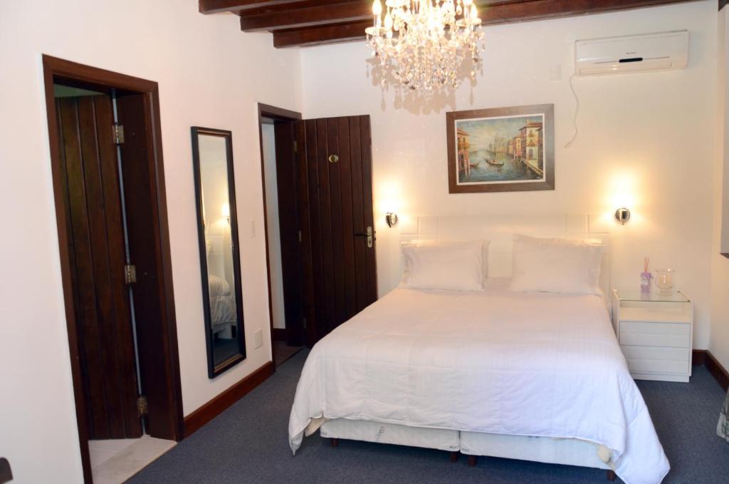 Guitta Pousada Petrópolis Chambre photo