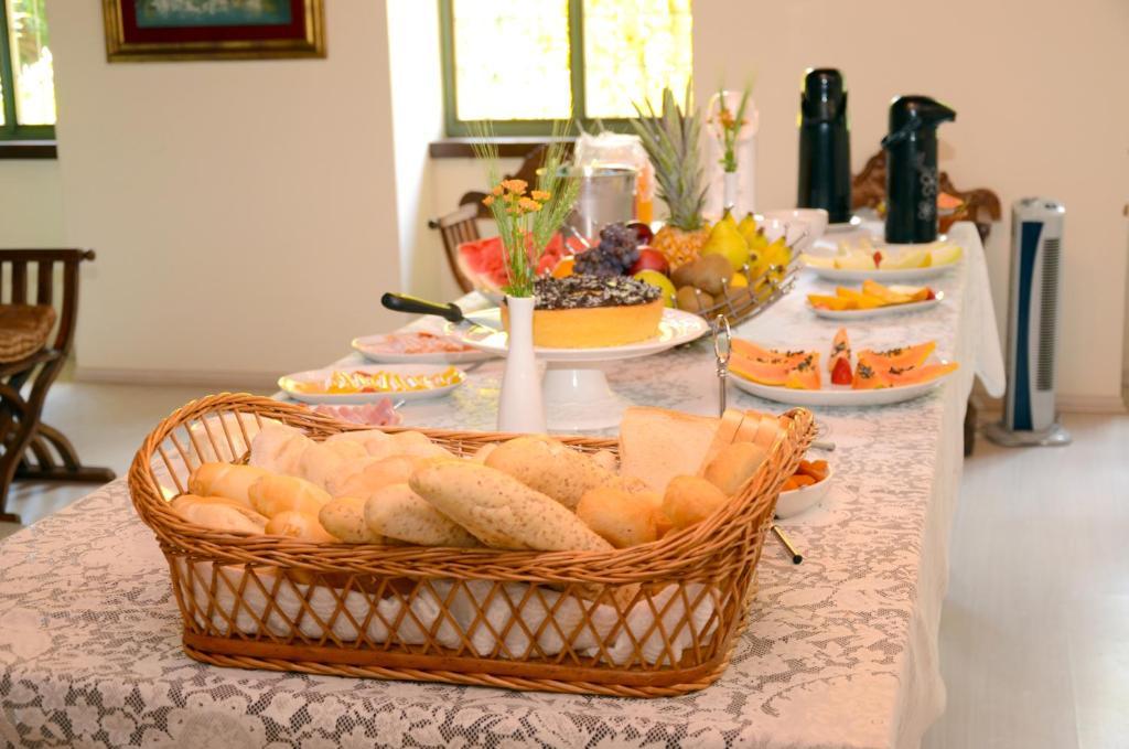 Guitta Pousada Petrópolis Extérieur photo